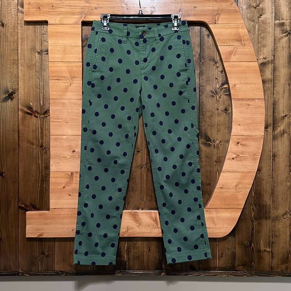 J.Crew High-Rise Girlfriend Chino in Gatlin Green Polka Dot - Picture 2 of 6